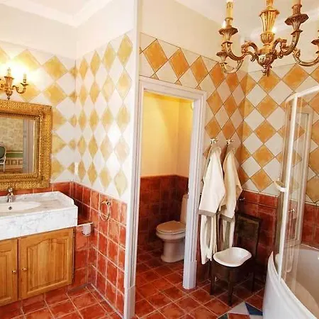 Domaine De Gaudon Bed & Breakfast *